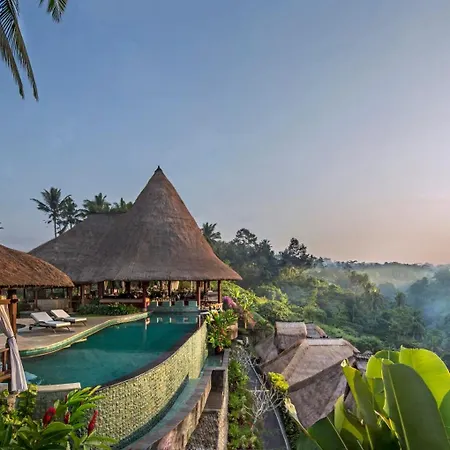 Cascades Suites